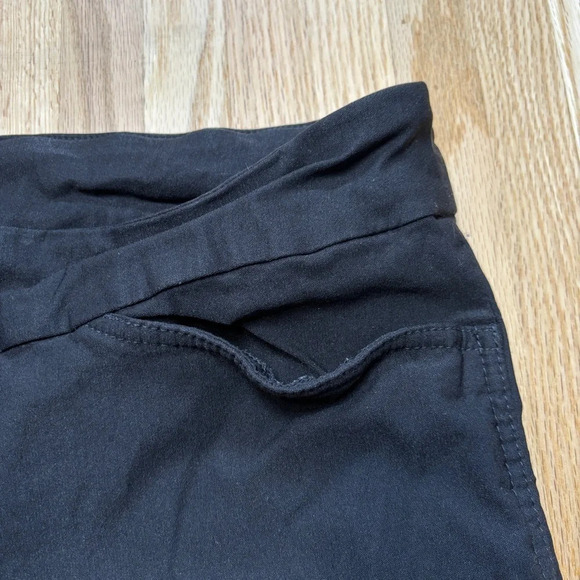 Hilary Radley Pull On Black Bermuda Shorts - Picture 3 of 7